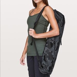 Lululemon yoga mat bag